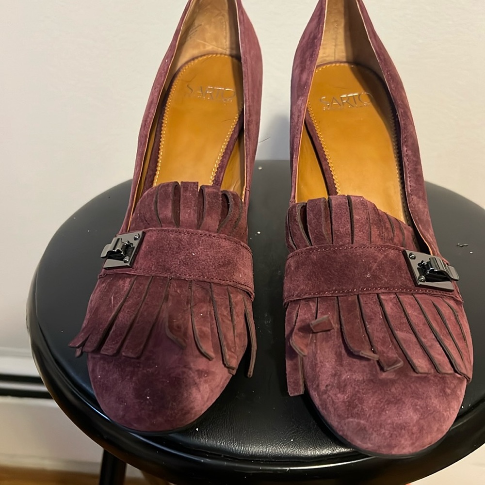 Burgundy Franco Sarto Size 10 suede pump